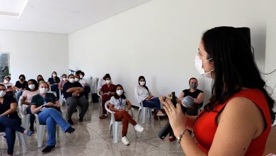 Foto de Enfermeiros da SMS passam por treinamento para coleta do exame de citologia oncótica (preventivo)
