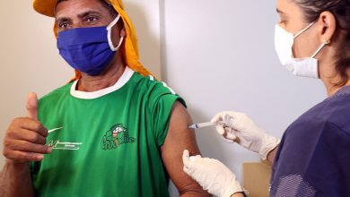Foto de COVID-19 – Com mais vacinas, SMS dá continuação na D2 de Astrazeneca, inicia vacinação de pessoas acima de 43 anos e anuncia novos grupos prioritários