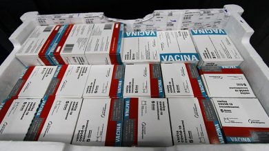 Foto de Com recebimento de lote com doses da Janssen, Pfizer e Coronavac, SMS anuncia vacinação de pessoas com 47 anos contra Covid-19 ou mais neste domingo (27)