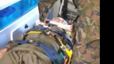 Foto de Avião Militar Tucano cai na capital sul-mato-grossense, piloto se ejetou antes da colisão