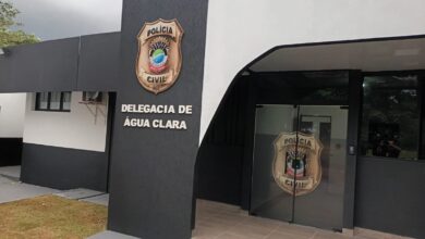 Foto de Polícia Civil de Água Clara prende homem que divulgou vídeos íntimos da ex-namorada no grupo de trabalho dela